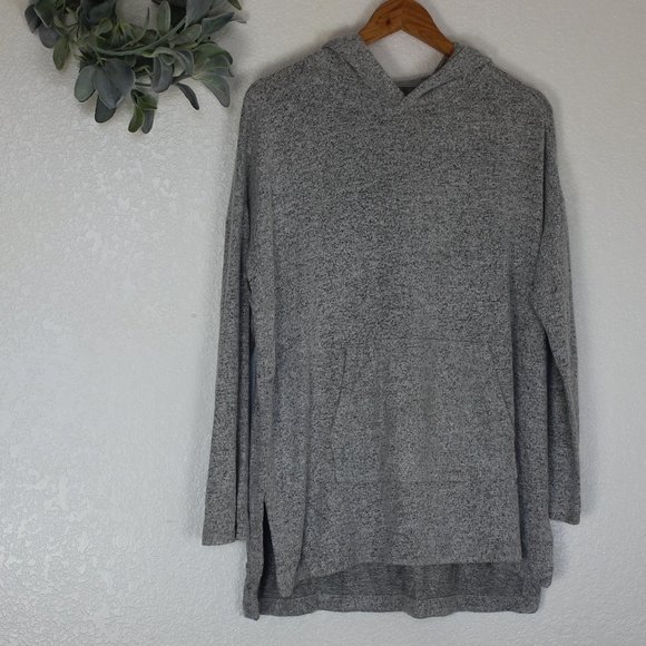Lou & Grey Sweaters - Lou & Grey Soft Lightweight Oversized Doleman Sleeve Hoodie
